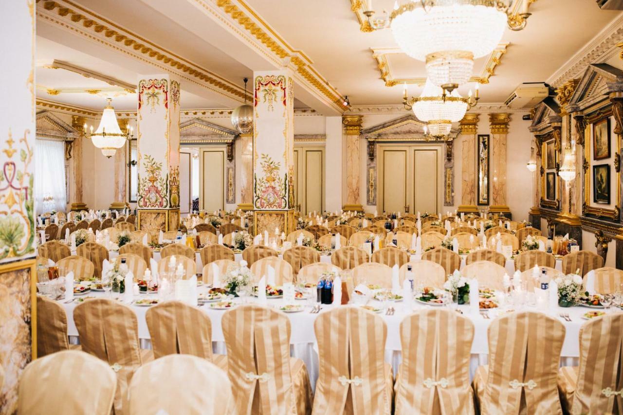 Hotel Ksiaze Poniatowski Lesznowola  Exteriér fotografie